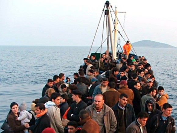 migrants to lesbos Reuters 640x480