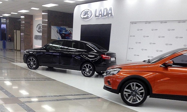 АвтоВАЗ приготовил для богатых клиентов  Lada Vesta