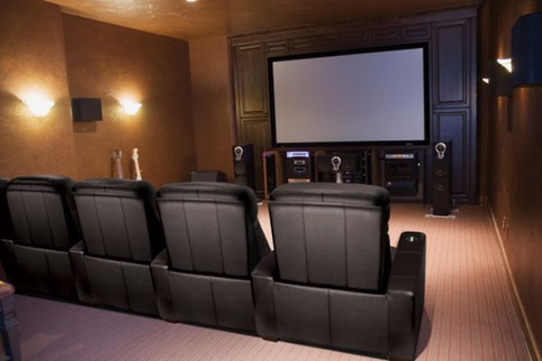 Как выбрать кресло для домашнего кинотеатра