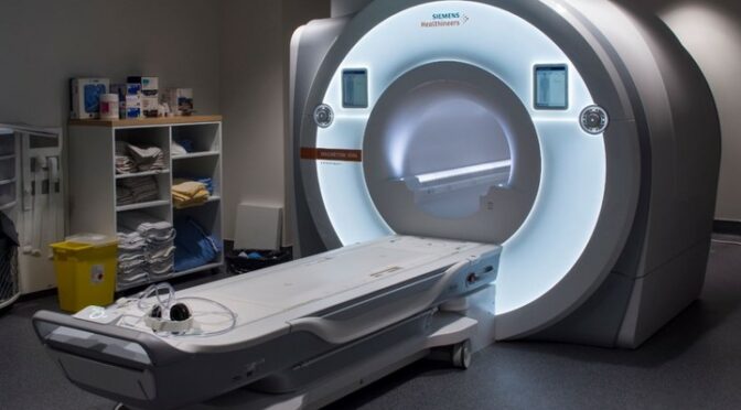 Магнитно-резонансная томография (МРТ) позвоночника