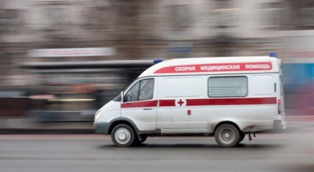 В Мариуполе машина СМП с бойцами Азова врезалась в такси