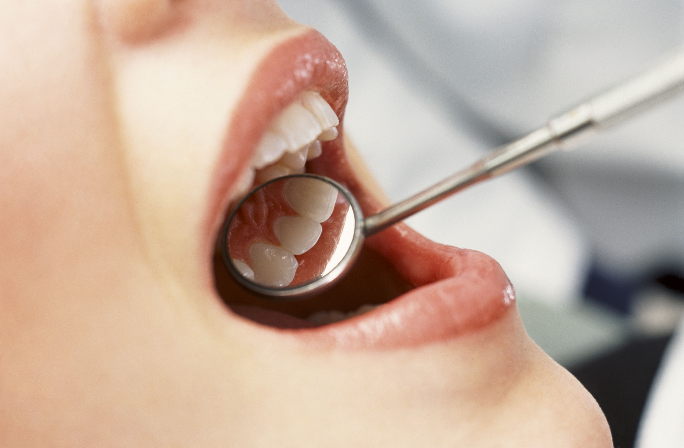 В чем обвинили австралийских стоматологов?