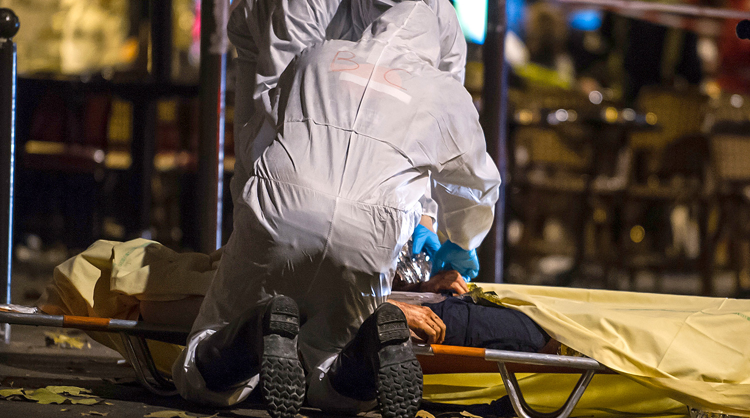 Что значит осудить теракт. 13 Ноября 2015 Франция теракт Bataclan.